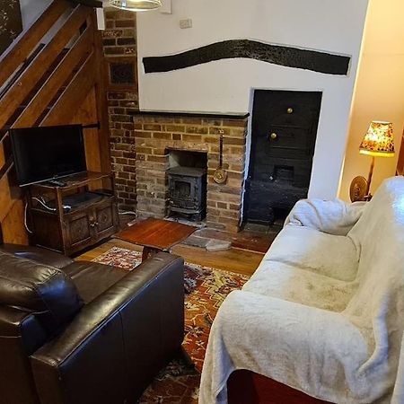 Cosy Cottage Blundeston Экстерьер фото